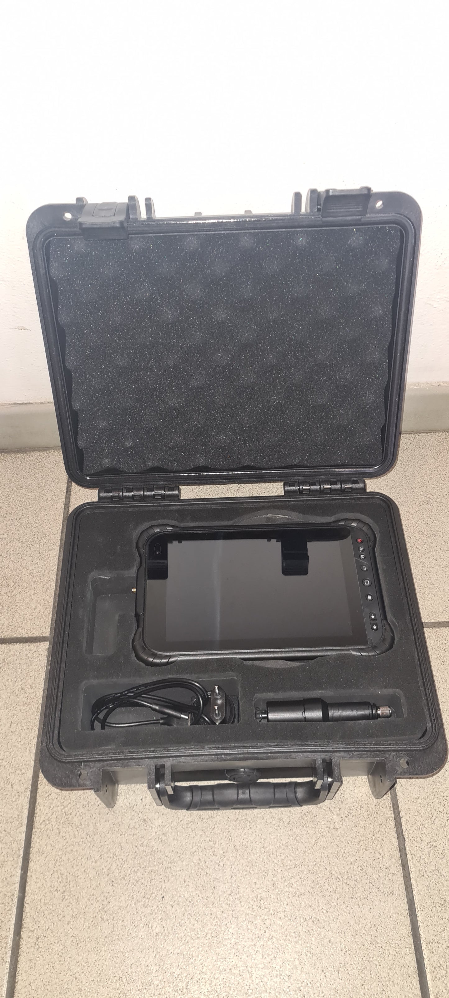 Felder vermessen mit RTK Vermessungsstab Professional, RTK Tablet (sofort verbügbar)