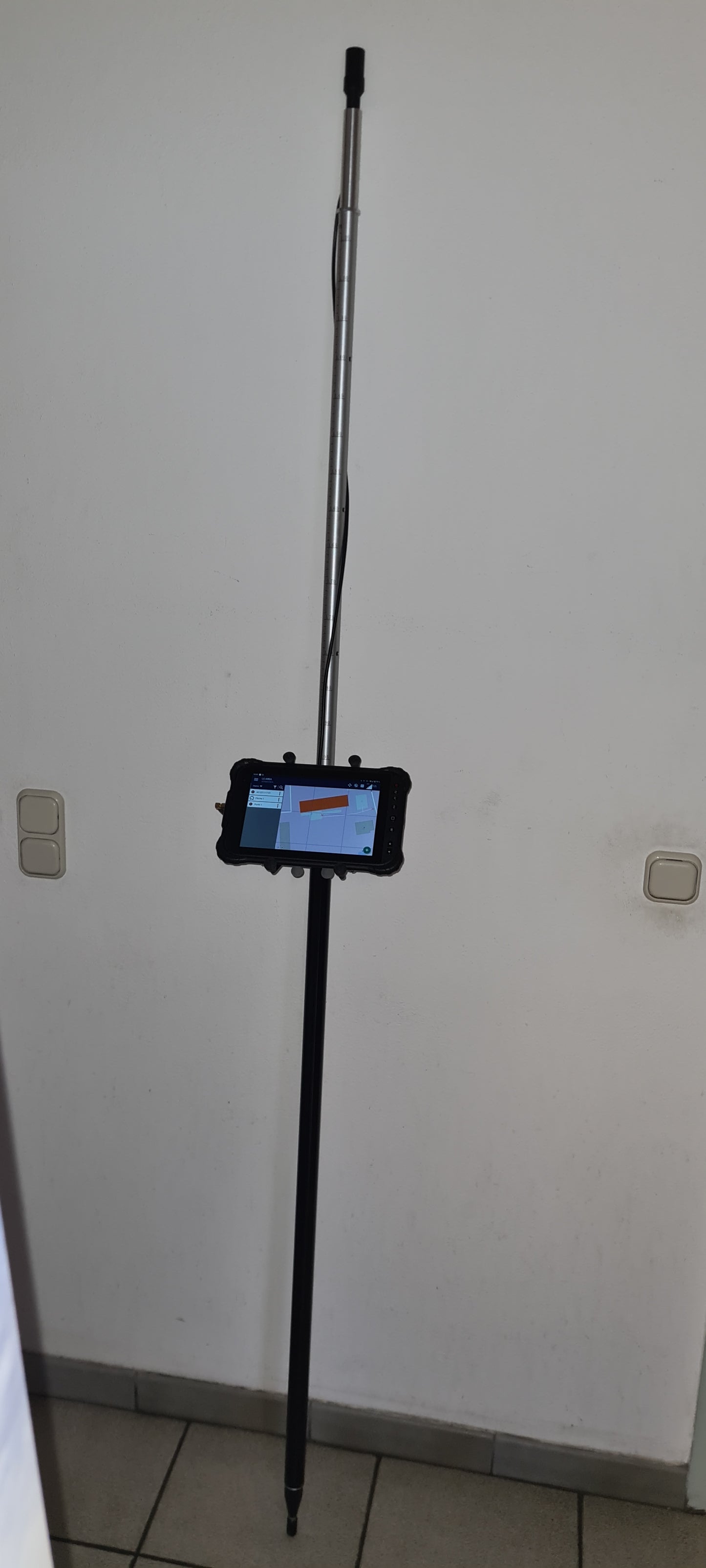 Felder vermessen mit RTK Vermessungsstab Professional, RTK Tablet (sofort verbügbar)